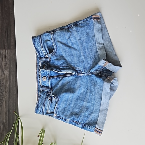 American Eagle High Rise Stretch Jean Shorts - Picture 1 of 5